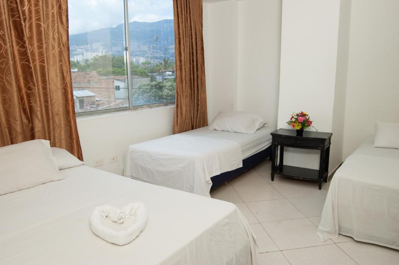 Hotel Recuerdos Del Estadio Medellín Buitenkant foto