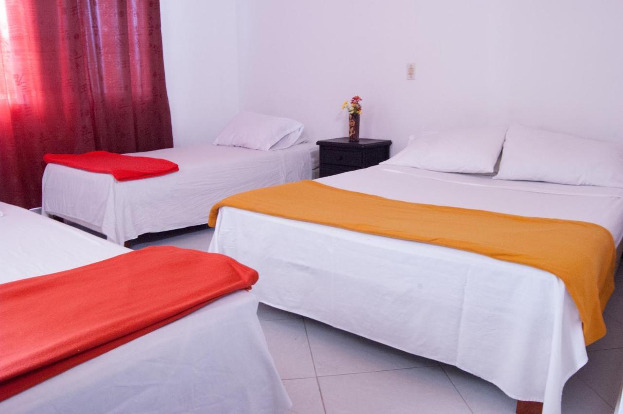 Hotel Recuerdos Del Estadio Medellín Buitenkant foto